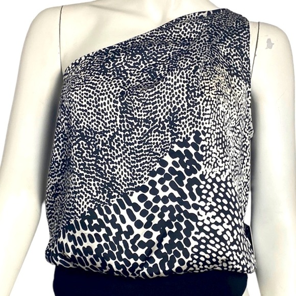 Express One Shoulder Chita Type Print Black and Ivory Thong Bodysuit Size Small - Picture 3 of 9